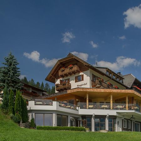 Hotel Nagglerhof Am Weissensee Zewnętrze zdjęcie
