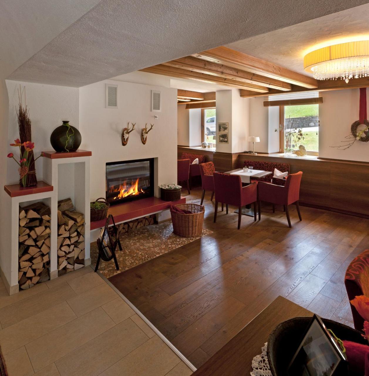 Hotel Nagglerhof Am Weissensee Zewnętrze zdjęcie